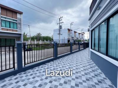 5 Bed 4 Bath 251.85 SQ.M Suchawalai At Sea