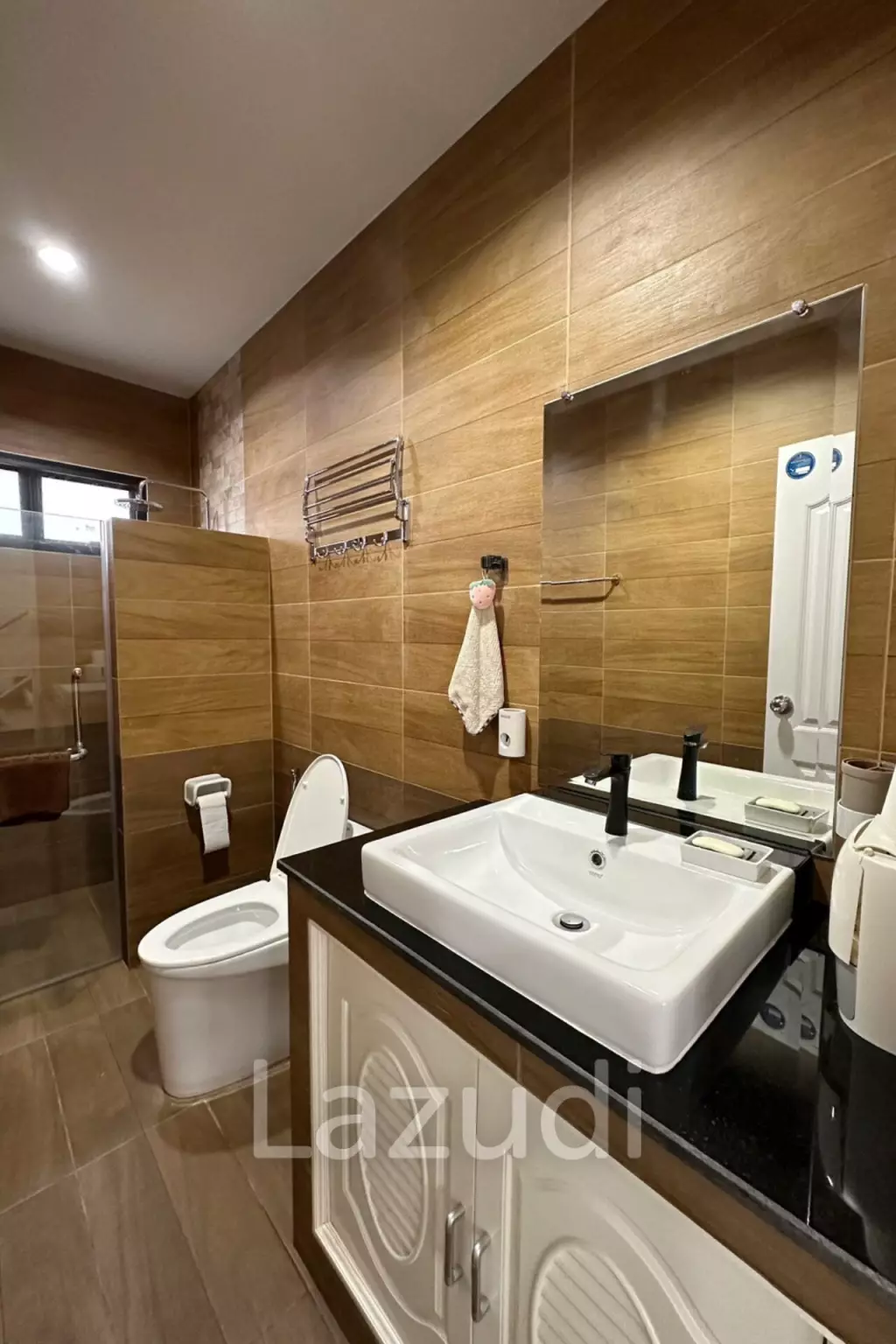 5 Bed 4 Bath 251.85 SQ.M Suchawalai At Sea