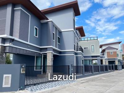 5 Bed 4 Bath 251.85 SQ.M Suchawalai At Sea