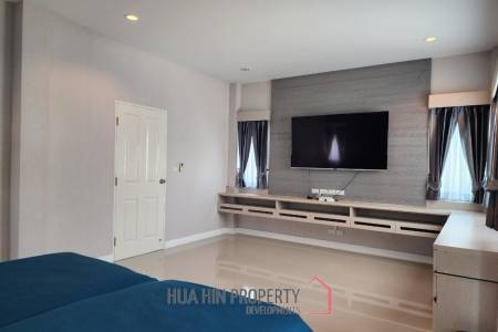 5 Bed 4 Bath 301.65 SQ.M Suchawalai At Sea