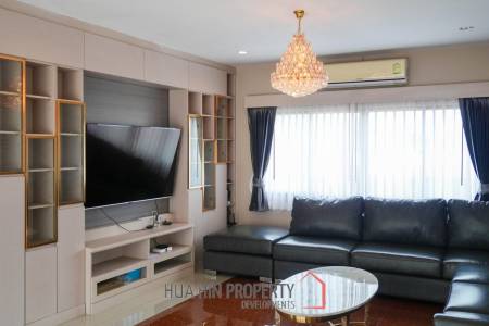 5 Bed 4 Bath 301.65 SQ.M Suchawalai At Sea