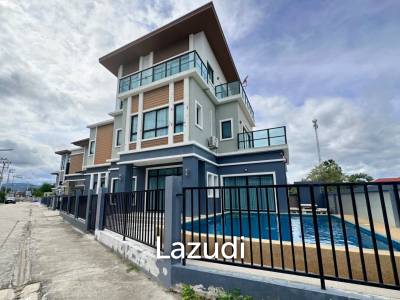 5 Bed 4 Bath 301.65 SQ.M Suchawalai At Sea
