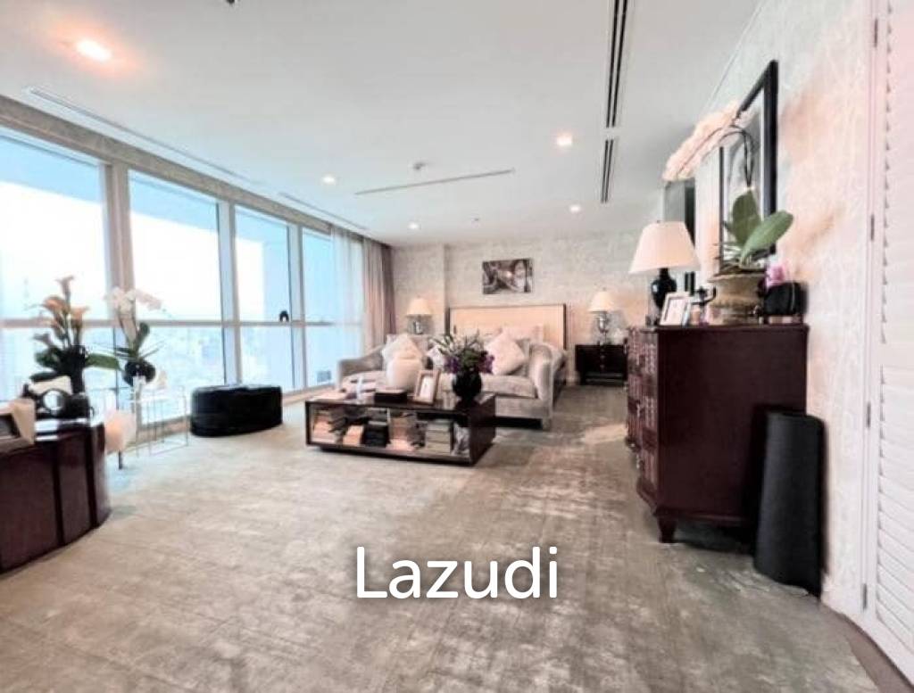 3 Bed 5 Bath 350 SQ.M The River by Raimonland