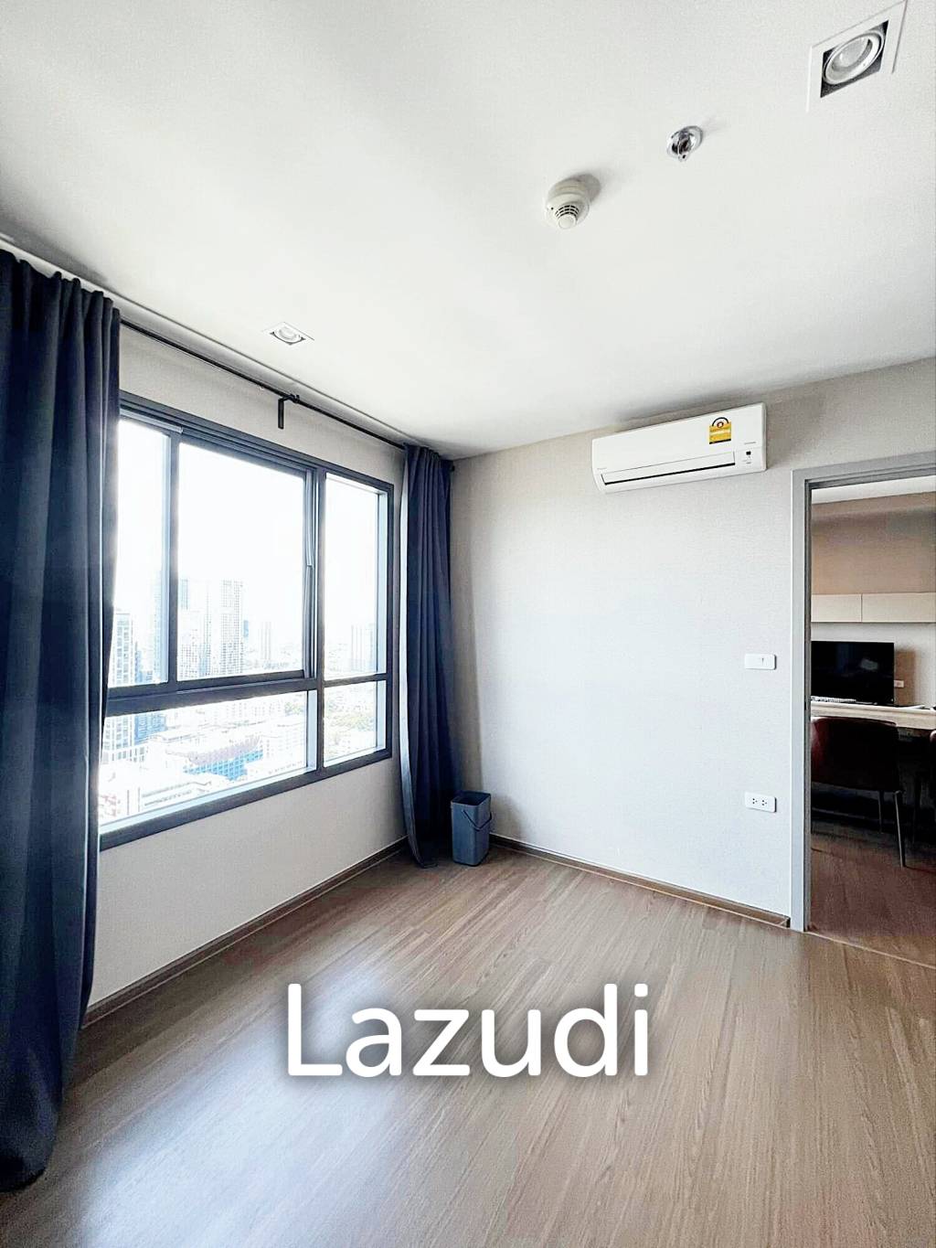2 Bed 2 Bath 63 SQ.M Ideo Phaholyothin Chatujak
