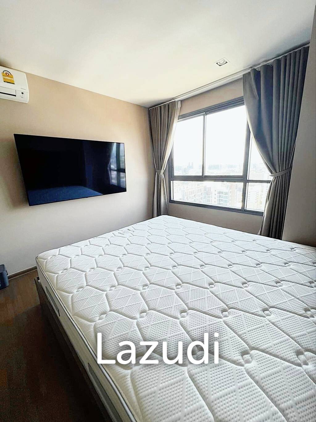 2 Bed 2 Bath 63 SQ.M Ideo Phaholyothin Chatujak