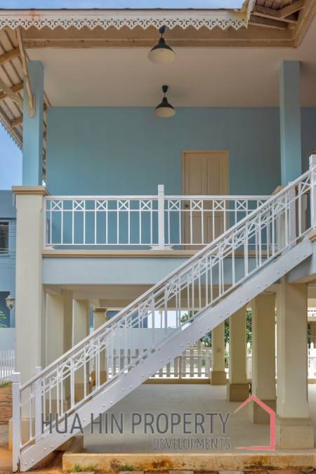Baan Chai Ley 5 Bedroom Villa In Sam Roi Yot