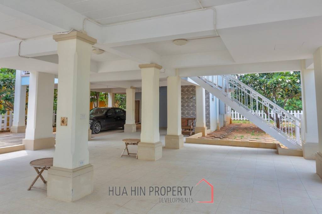 Baan Chai Ley 5 Bedroom Villa In Sam Roi Yot
