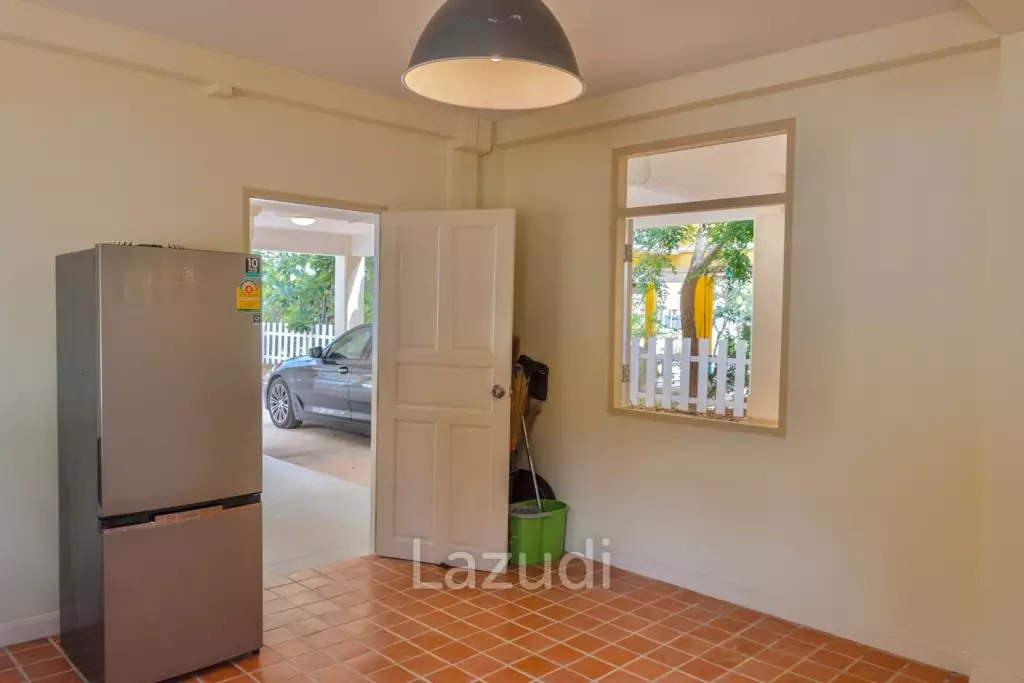 Baan Chai Ley 5 Bedroom Villa In Sam Roi Yot