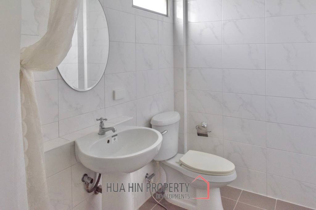Baan Chai Ley 5 Bedroom Villa In Sam Roi Yot