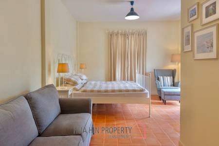 Baan Chai Ley 5 Bedroom Villa In Sam Roi Yot