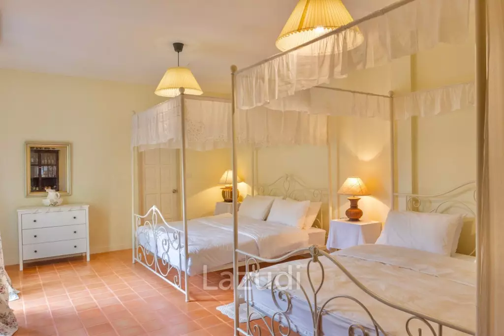 Baan Chai Ley 5 Bedroom Villa In Sam Roi Yot
