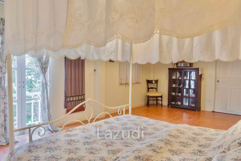 Baan Chai Ley 5 Bedroom Villa In Sam Roi Yot