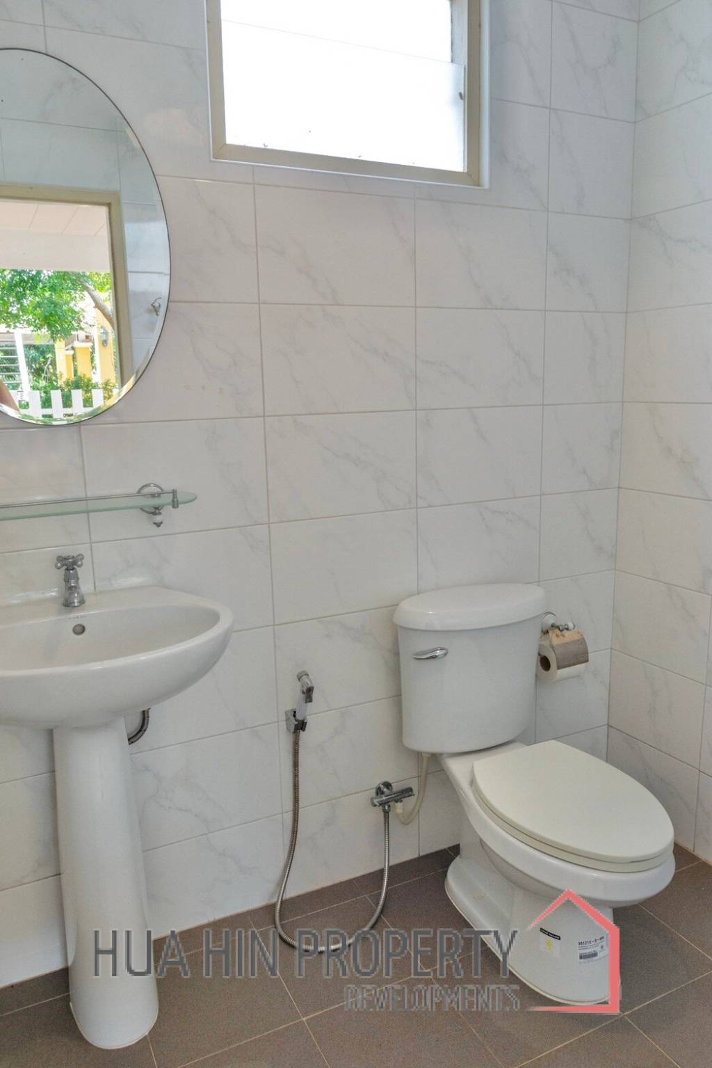 Baan Chai Ley 5 Bedroom Villa In Sam Roi Yot
