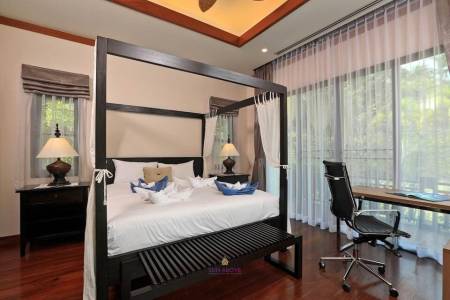 4 Bedroom 600 SQ.M Villa at Naiharn Baan Bua