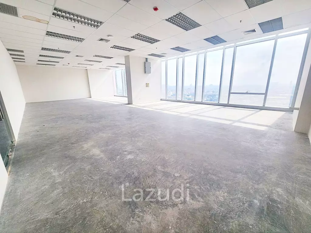 Office for rent in Rama 9