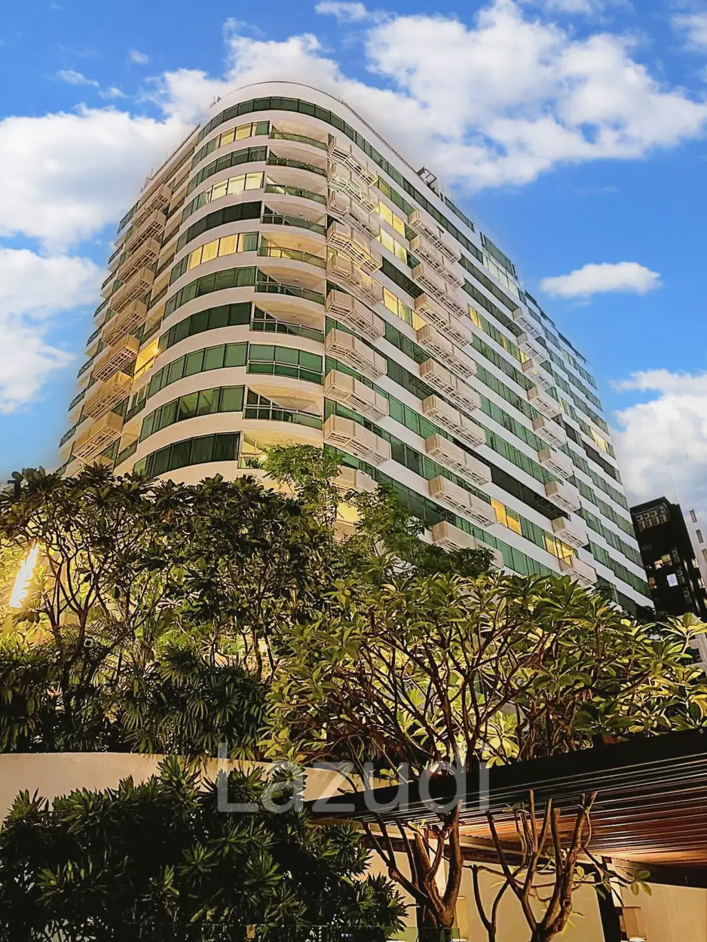 73 sqm 2 Bedroom Condo on High Floor at Eight Thonglor Residence Bangkok