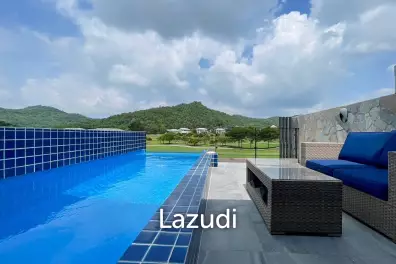 Black Mountain: 4-Story Townhouse Corner Unit