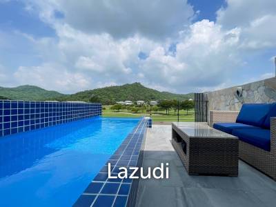Black Mountain: 4-Story Townhouse Corner Unit