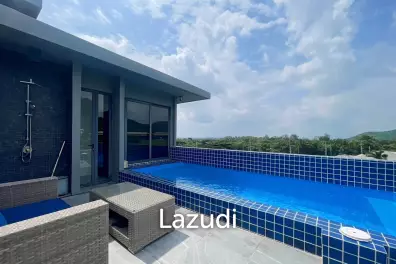 Black Mountain: 4-Story Townhouse Corner Unit