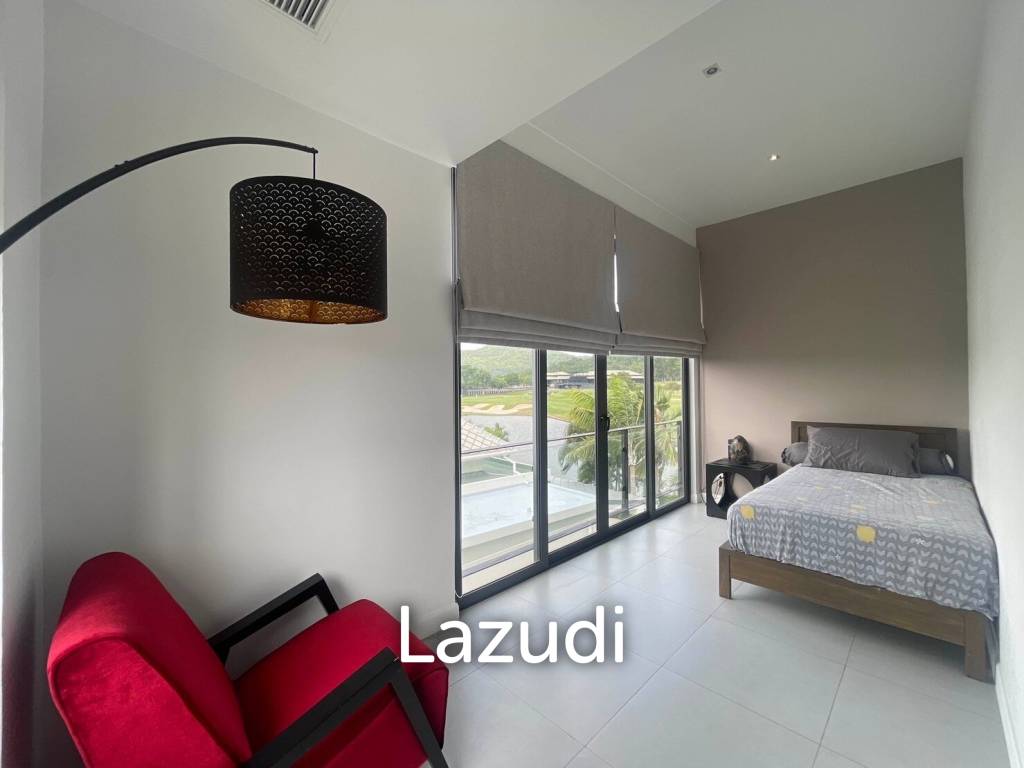 ฺBlack Mountain: 4-Strory Townhouse Corner Unit