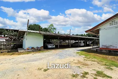 Land and Comercial Business for sale