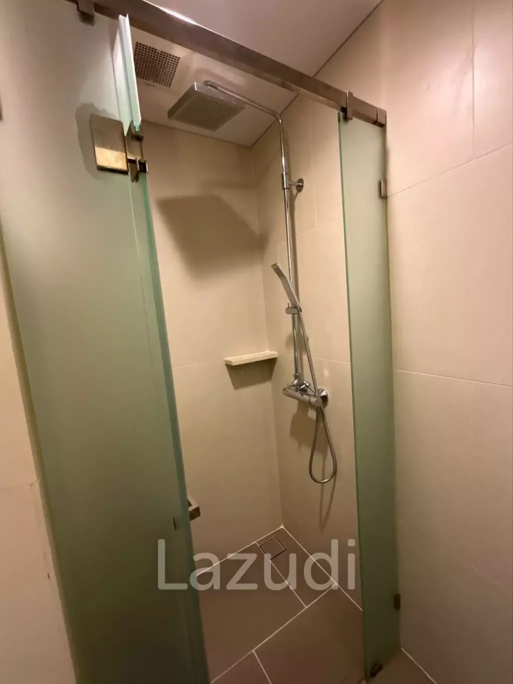 2 Bed 2 Bath 55 SQ.M The Lumpini 24