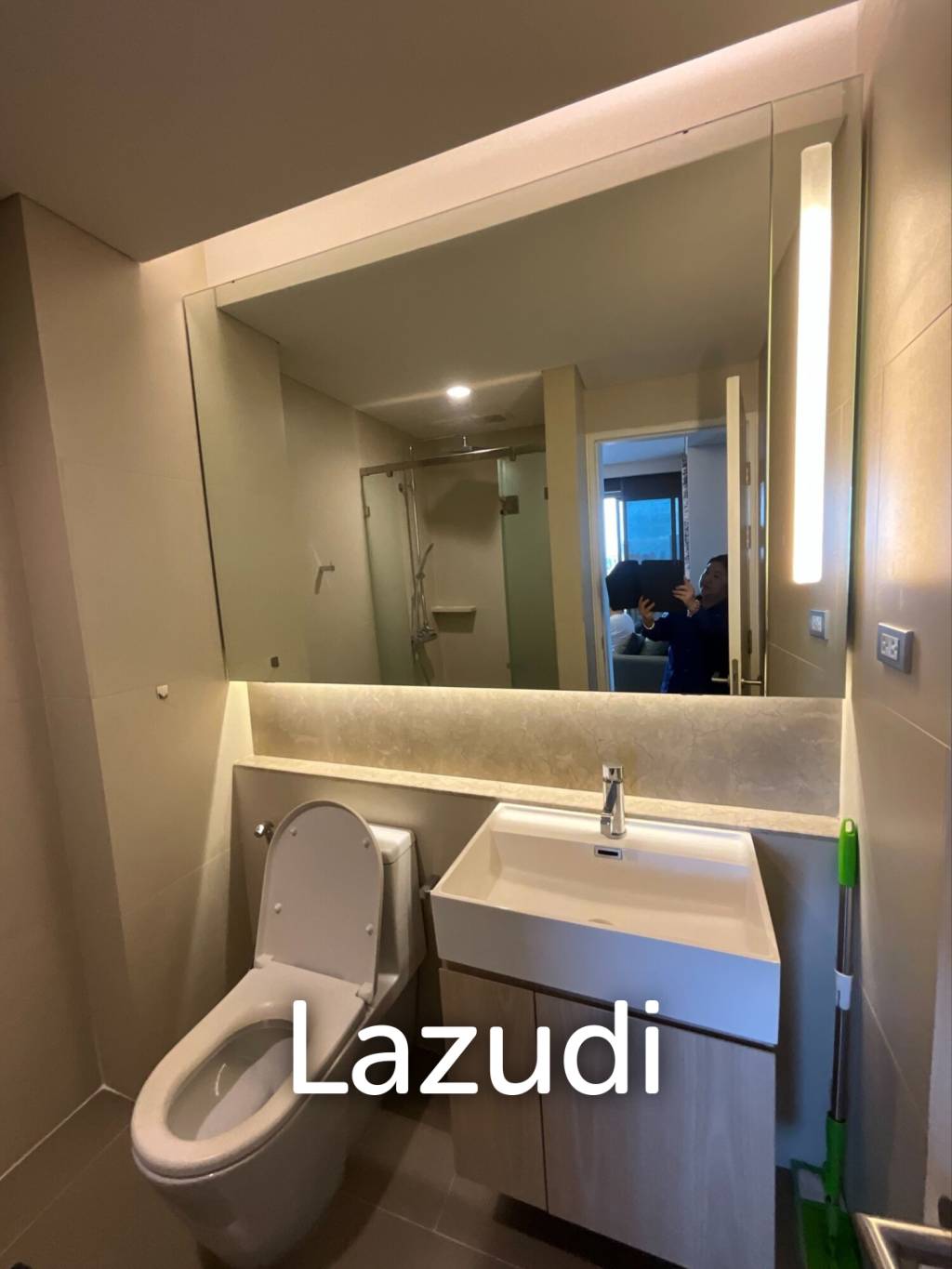 2 Bed 2 Bath 55 SQ.M The Lumpini 24