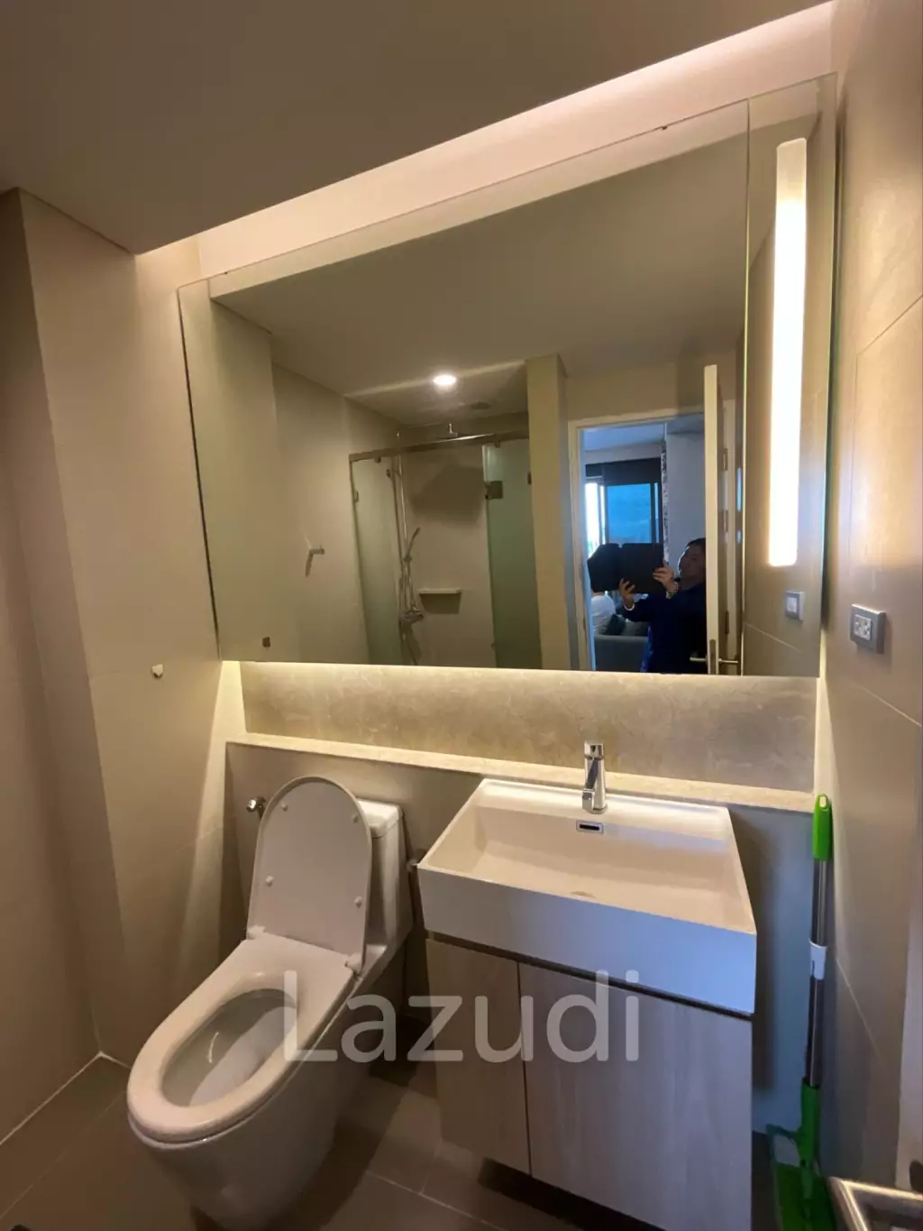 2 Bed 2 Bath 55 SQ.M The Lumpini 24