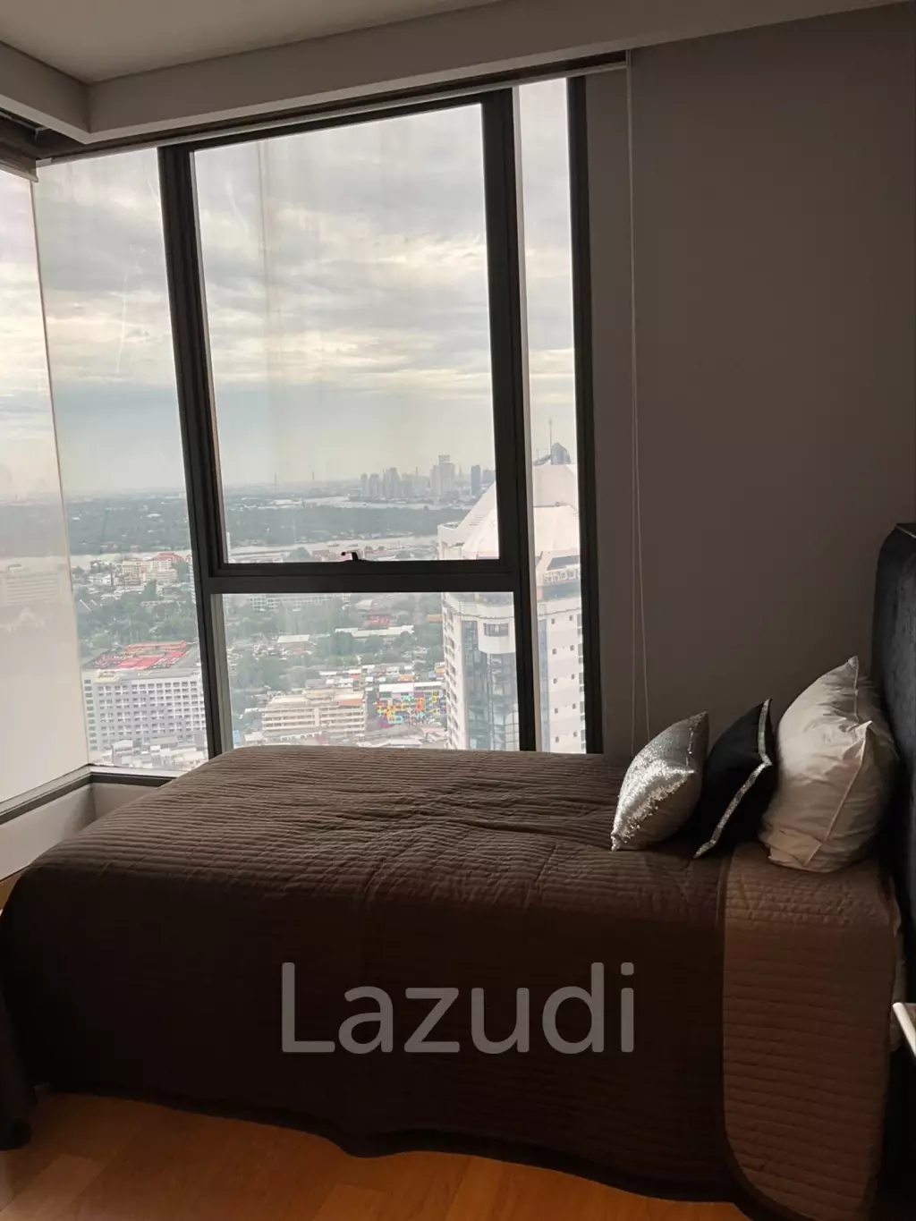 2 Bed 2 Bath 55 SQ.M The Lumpini 24