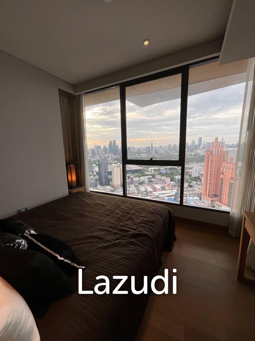 2 Bed 2 Bath 55 SQ.M The Lumpini 24