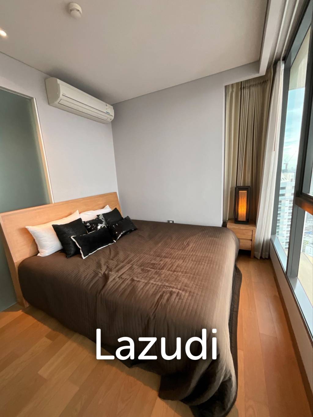 2 Bed 2 Bath 55 SQ.M The Lumpini 24