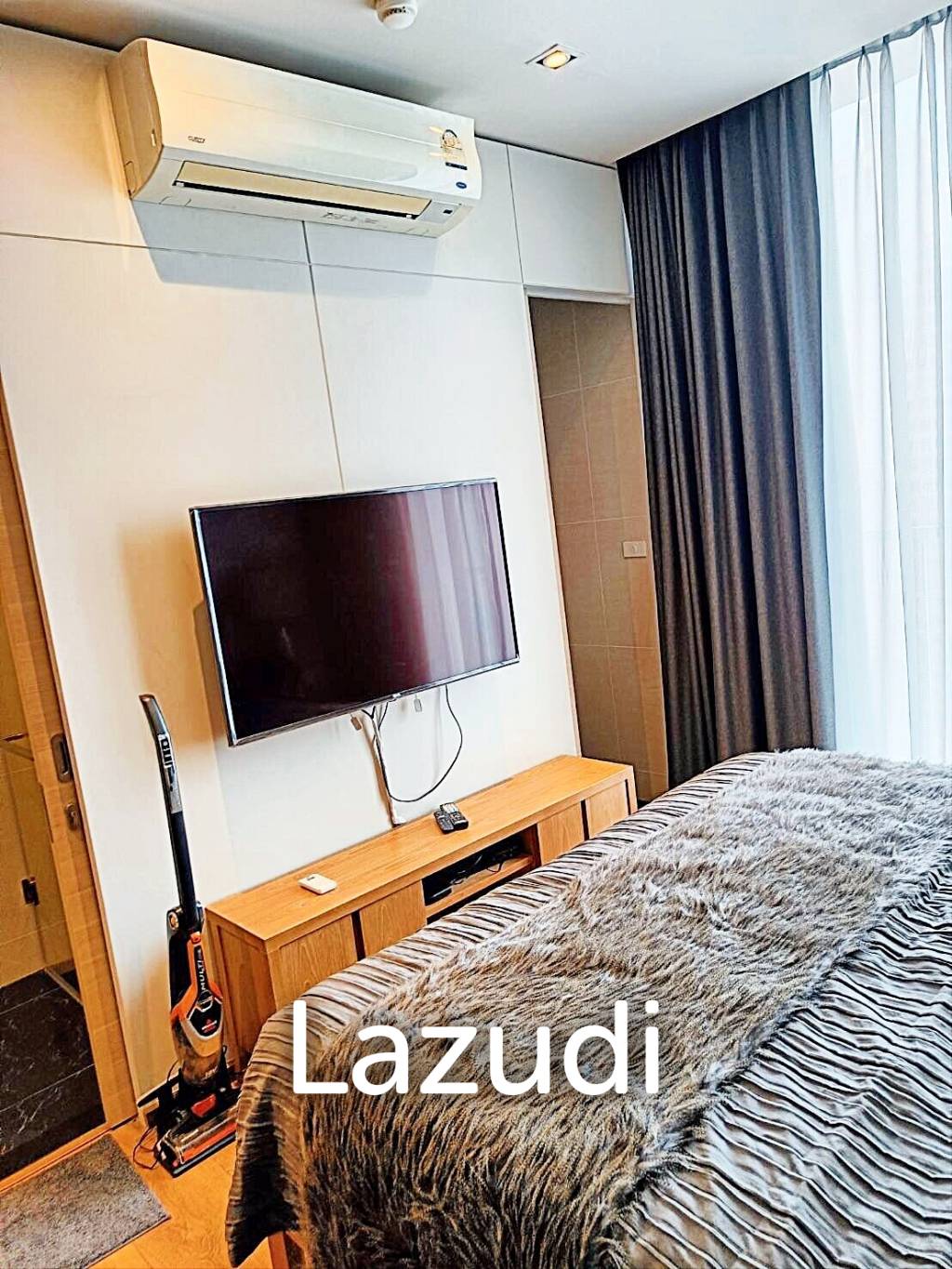 1 Bed 1 Bath 30 SQ.M Park Origin Phromphong