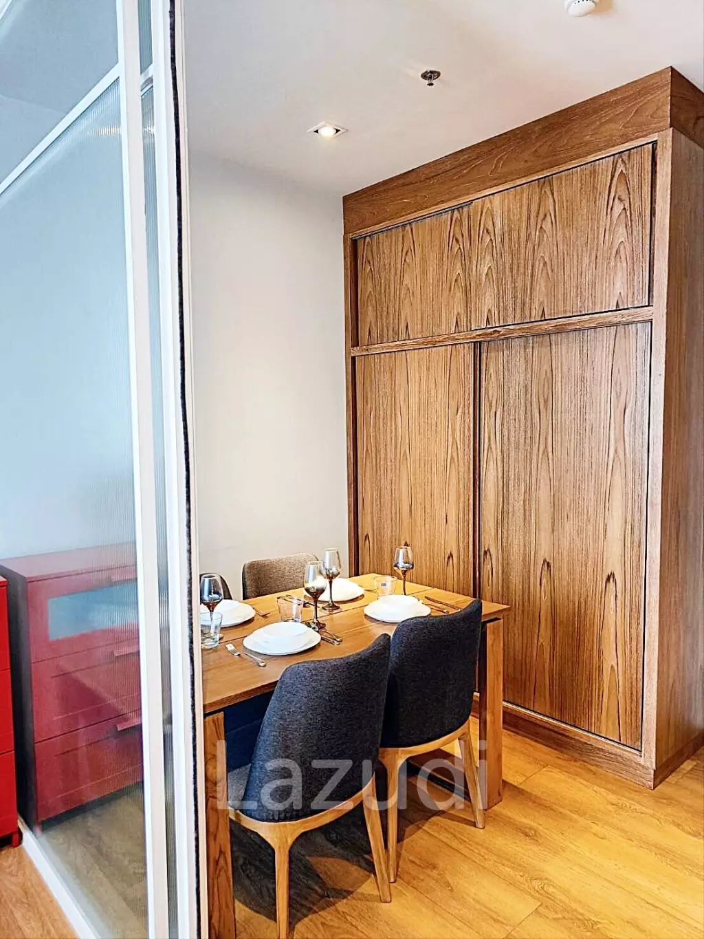 1 Bed 1 Bath 30 SQ.M Park Origin Phromphong