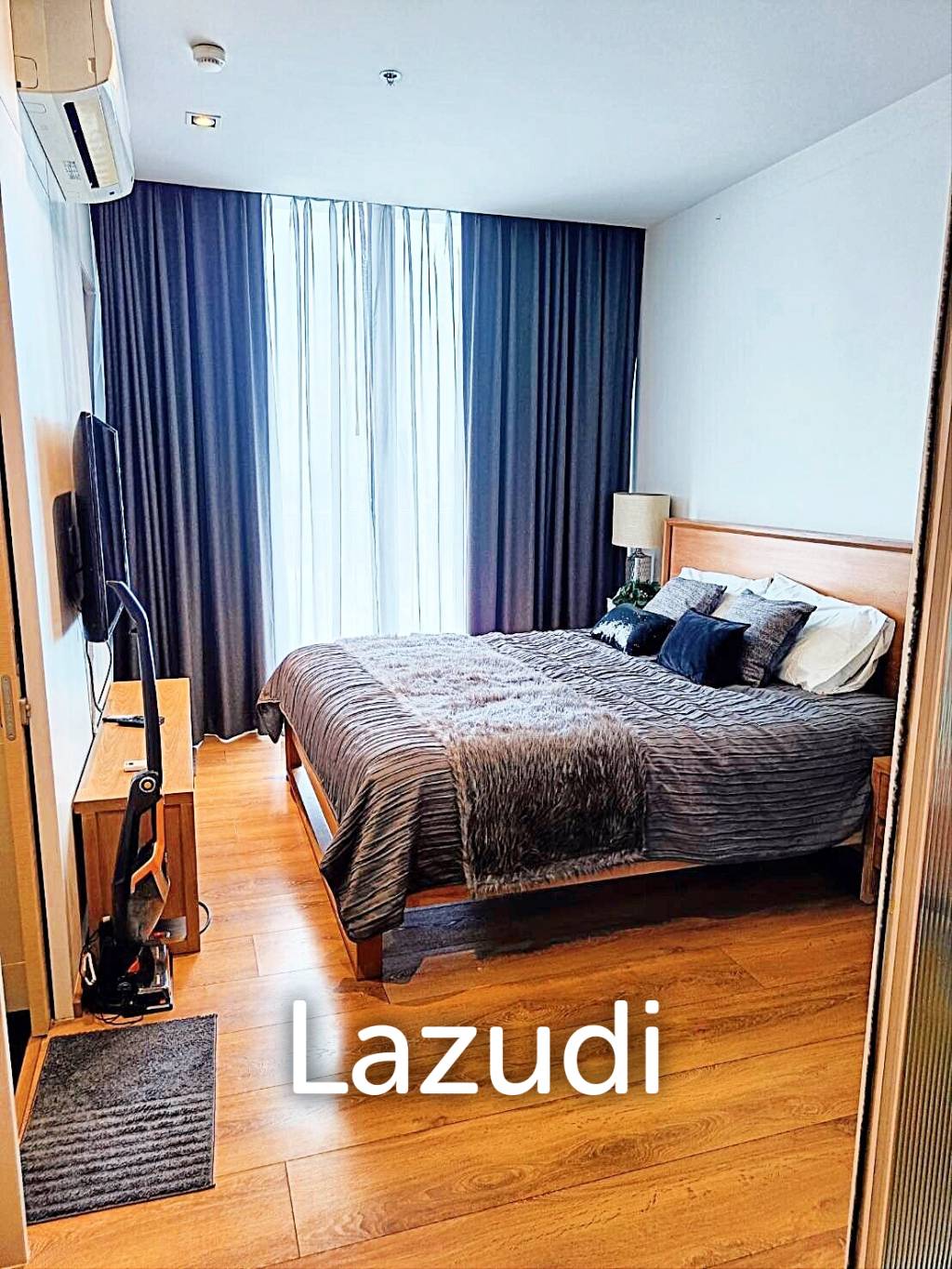 1 Bed 1 Bath 30 SQ.M Park Origin Phromphong