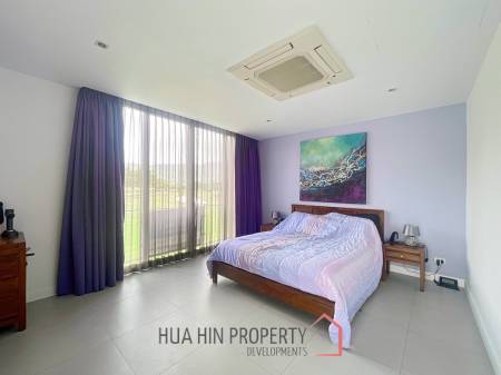Black Mountain: 4-Strory Townhouse Corner Unit