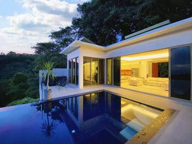 4 Bedroom Villa Sea View Villa Near Naithorn Beach