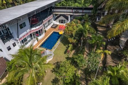 10 bedrooms Villa Nap Dau, Your Private Holiday Oasis in Phuket