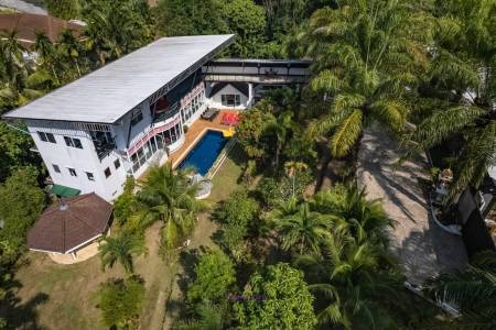 10 bedrooms Villa Nap Dau, Your Private Holiday Oasis in Phuket