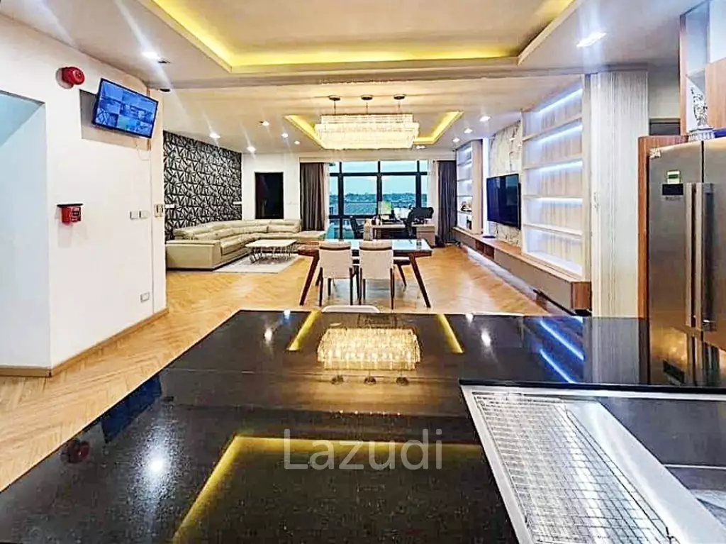 Home office building for sale in Bang Khen