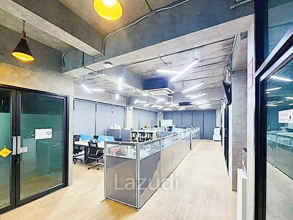 Home office building for sale in Bang Khen
