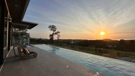 4 Bed Seaview Villa in Chergtale, Phuket