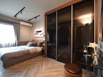4 bed 3-Story 220 SQM, THE VISION Ladprao - Nawamin