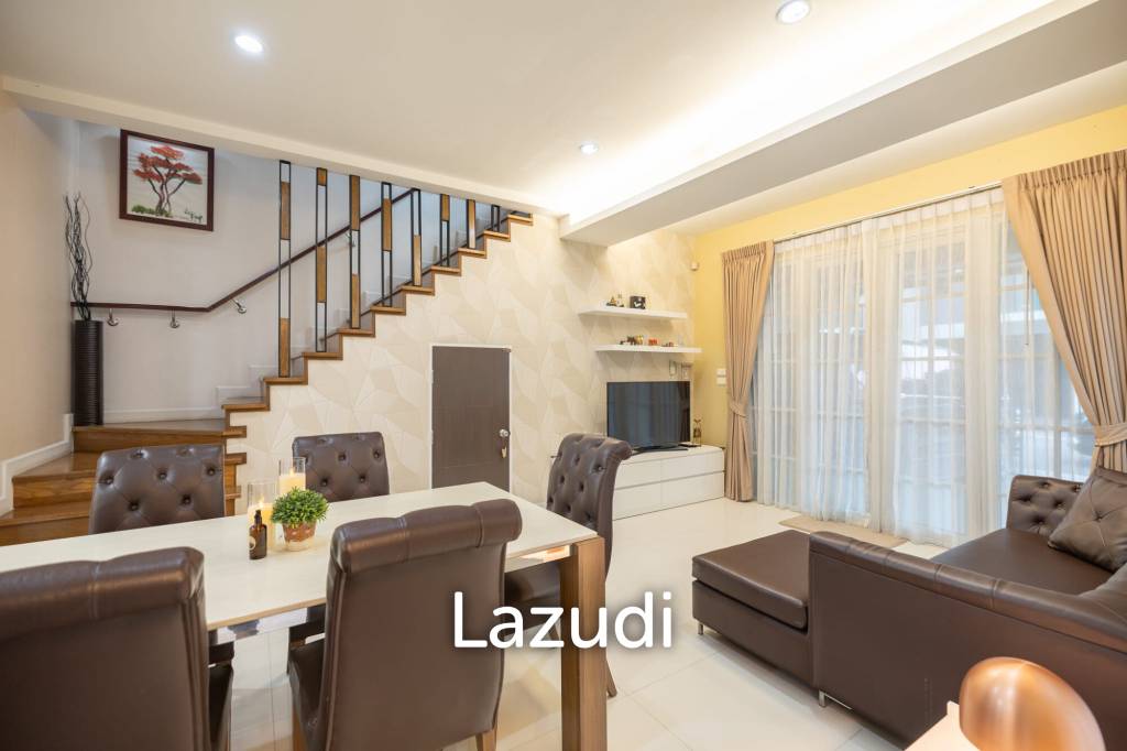3 Bed 3 Bath 280 SQ.M Bless town Sukhumvit 50