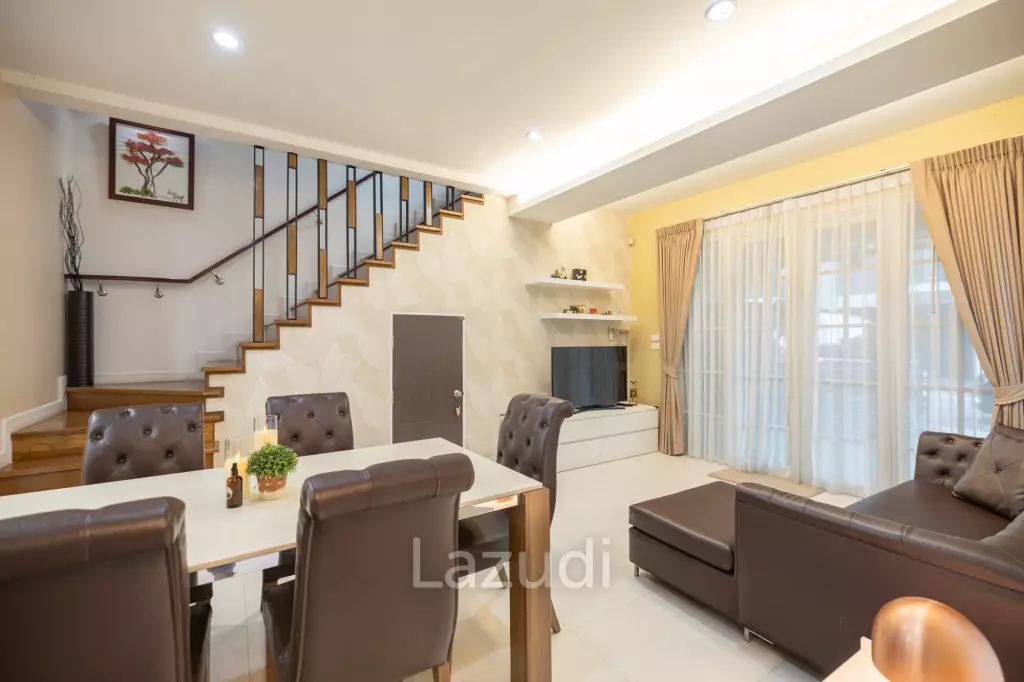 3 Bed 3 Bath 280 SQ.M Bless town Sukhumvit 50