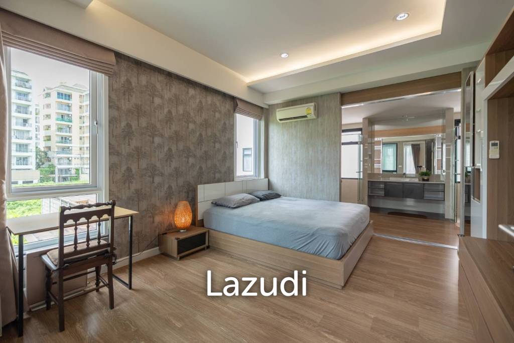 3 Bed 3 Bath 280 SQ.M Bless town Sukhumvit 50