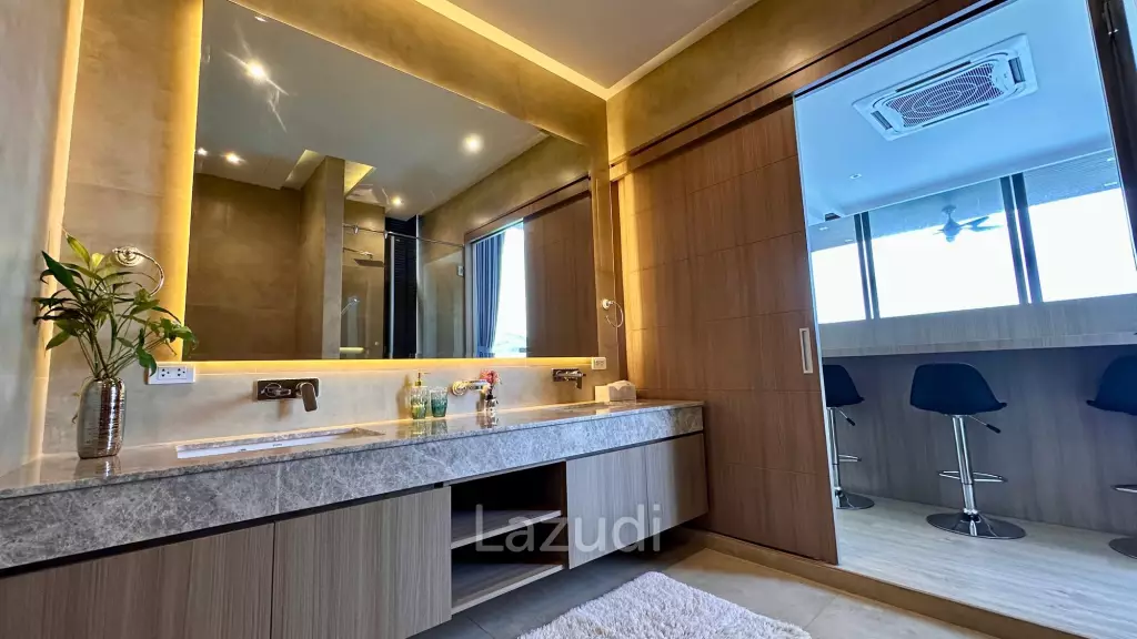 Luxurious Seaview 5 Bedroom Villa In Thalang, Phuket