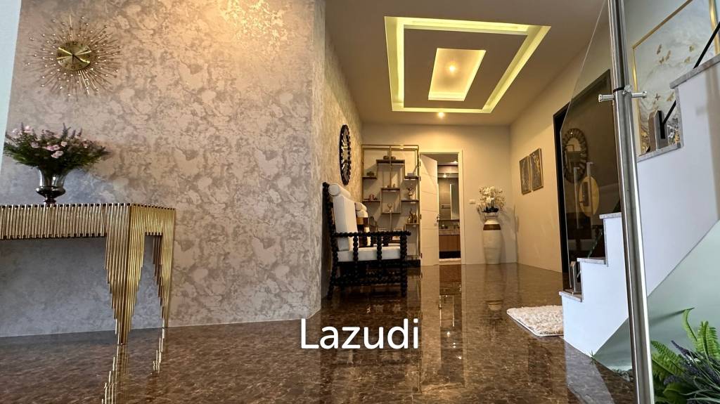Luxurious Seaview 5 Bedroom Villa In Thalang, Phuket