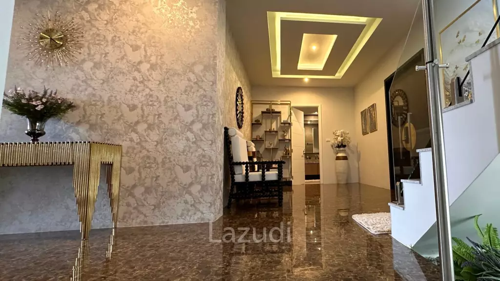Luxurious Seaview 5 Bedroom Villa In Thalang, Phuket