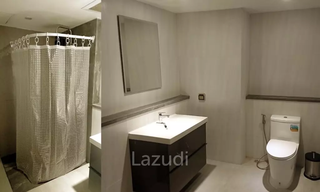 62 sqm stylish 1 bedroom condo on 4th floor in Khlong Tan Nuea Bangkok