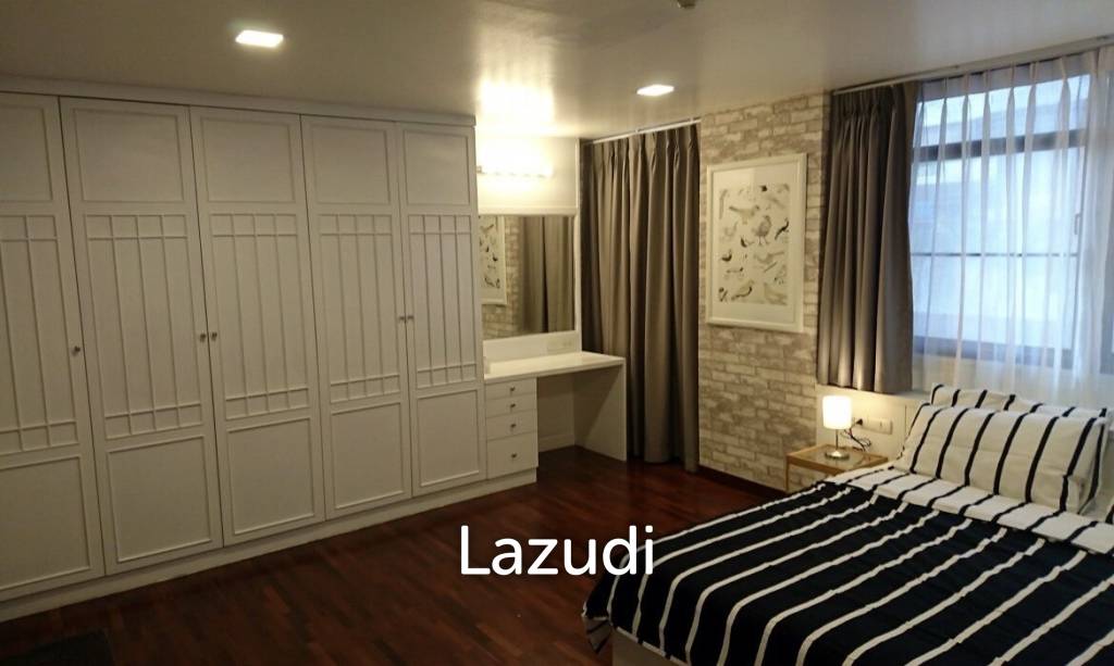 62 sqm stylish 1 bedroom condo on 4th floor in Khlong Tan Nuea Bangkok